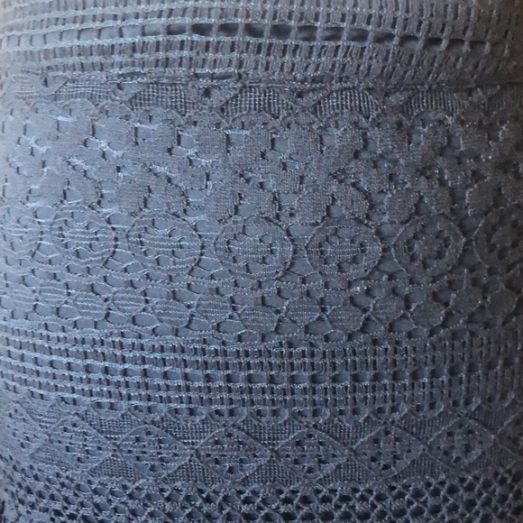 NEW WITH TAGS Forever 21 Lace Tiered Skirt Zip-back with eye-hook. Navy Sz Small - Picture 3 of 13